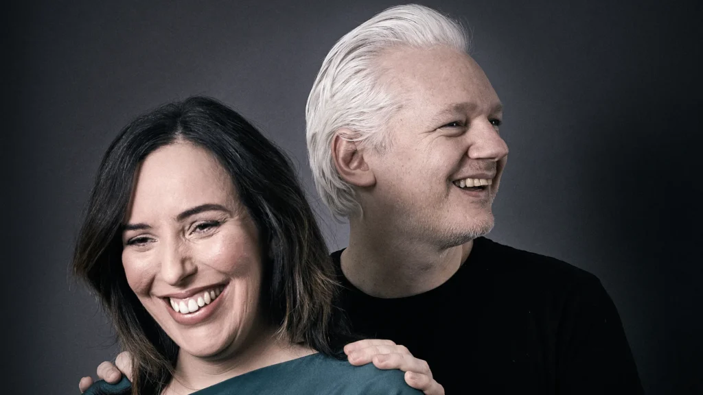 Julian Assange e la moglie Stella Morris