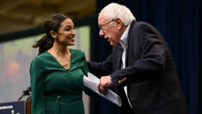 sanders_ocasio_cortez_iowa